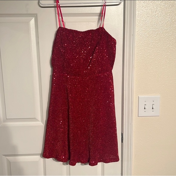 Lulus red sequin dress - Picture 1 of 7